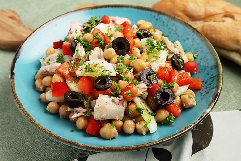 Kichererbsensalat mit Thunfisch