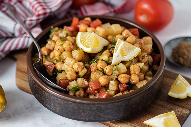 Indischer Kichererbsensalat
