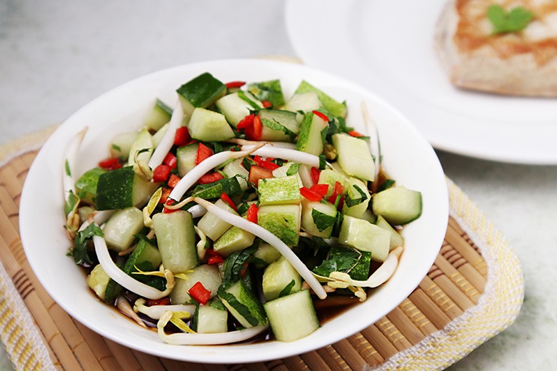 Gurkensalat asiatisch