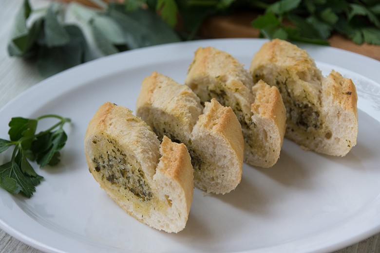 Kräuter-Knoblauch-Baguette