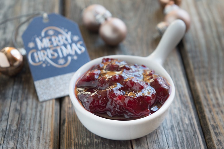 Weihnachtsmarmelade mit Kirschen