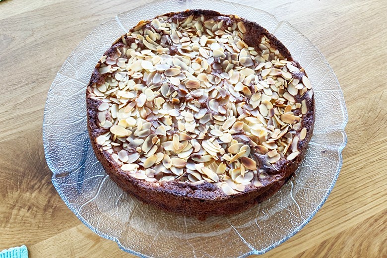 Rührkuchen mit Apfel