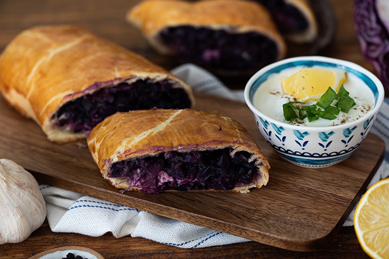 Blaukrautstrudel mit Feta