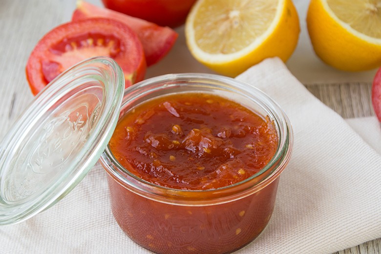 Tomatenmarmelade mit Zitrone