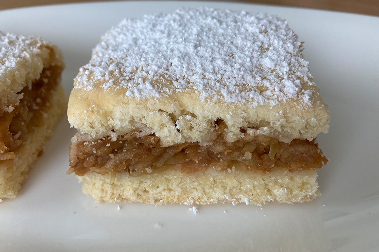 Apfelschnitte vom Blech