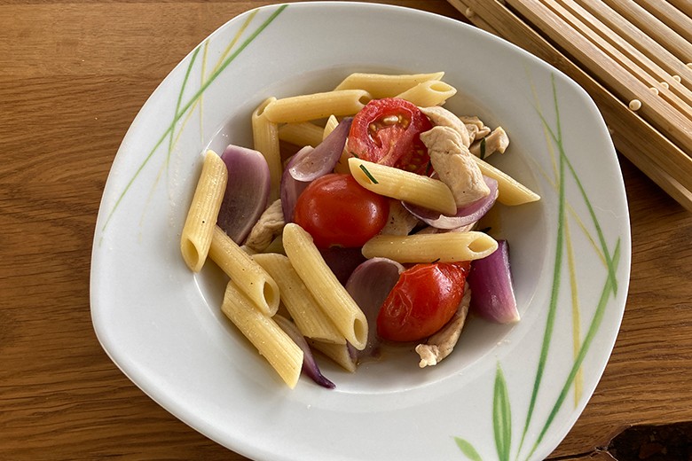 Pasta mit Rosmarin-Huhn