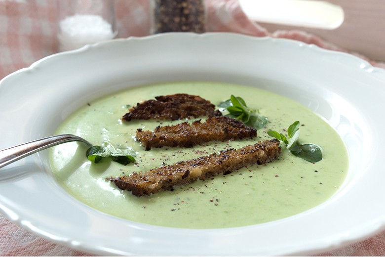 Kalte Avocadosuppe