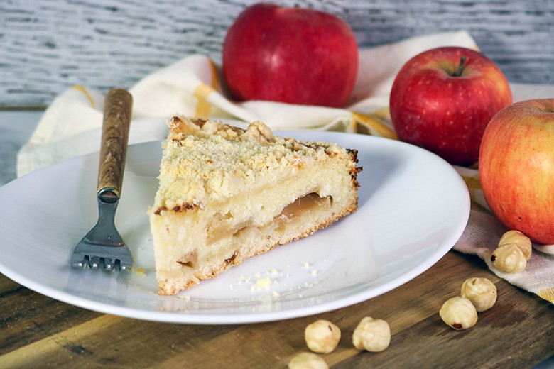 Quarkstreuselkuchen mit Äpfeln