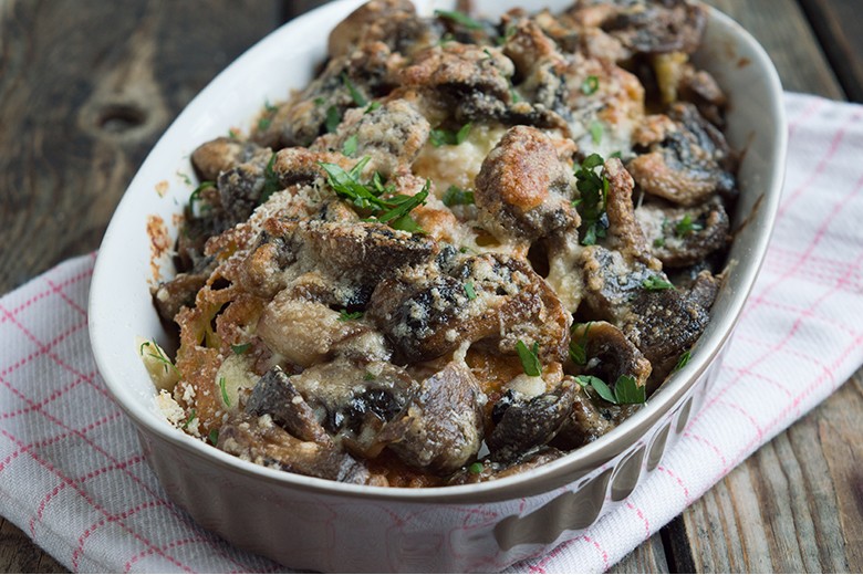 Vegane Sahnesauce mit Knoblauch und Pilzen