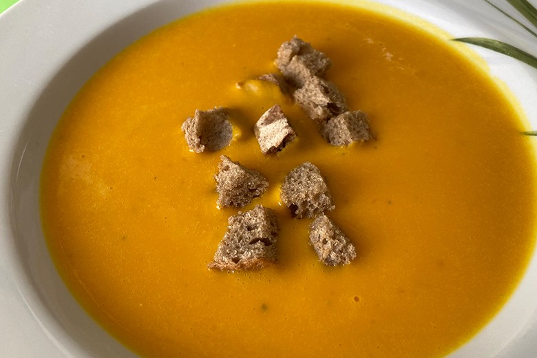 Suppe aus Süßkartoffeln