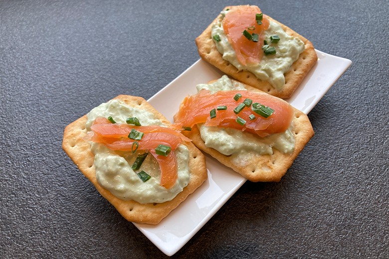 Avocado-Lachs Canapés