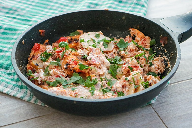 Kartoffelpfanne mit Hüttenkäse