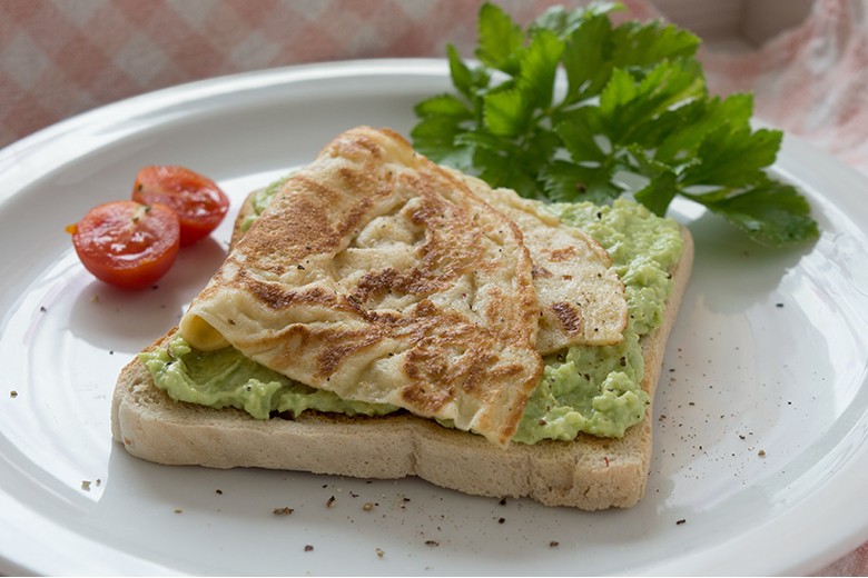 Avocadotoasts mit Ei