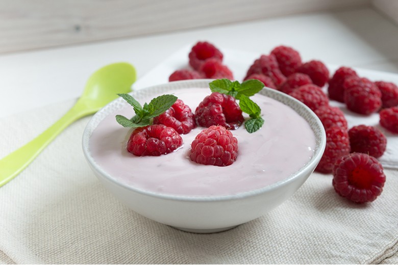 Joghurtcreme mit Himbeeren