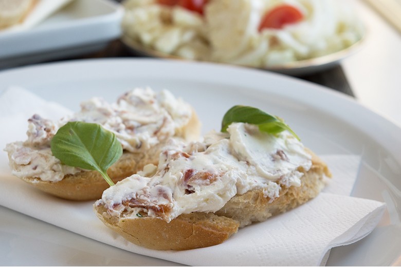 Zwiebel-Bacon-Dip