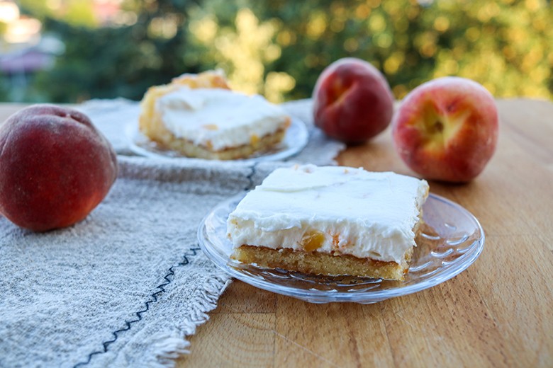 Fantakuchen mit Pfirsichschmand