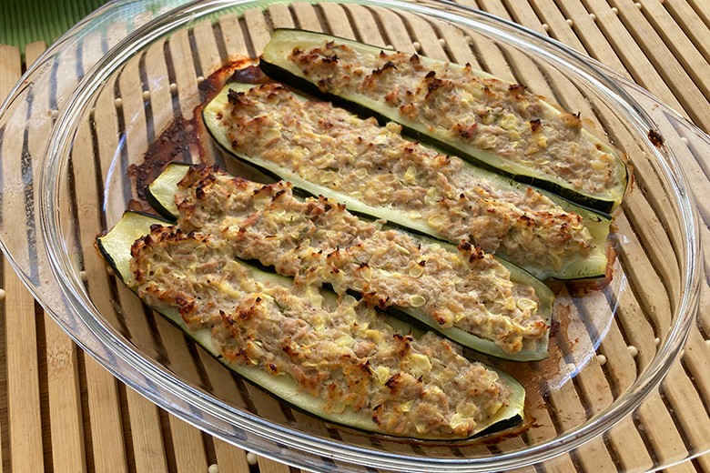 Gefüllte Zucchini mit Thunfisch
