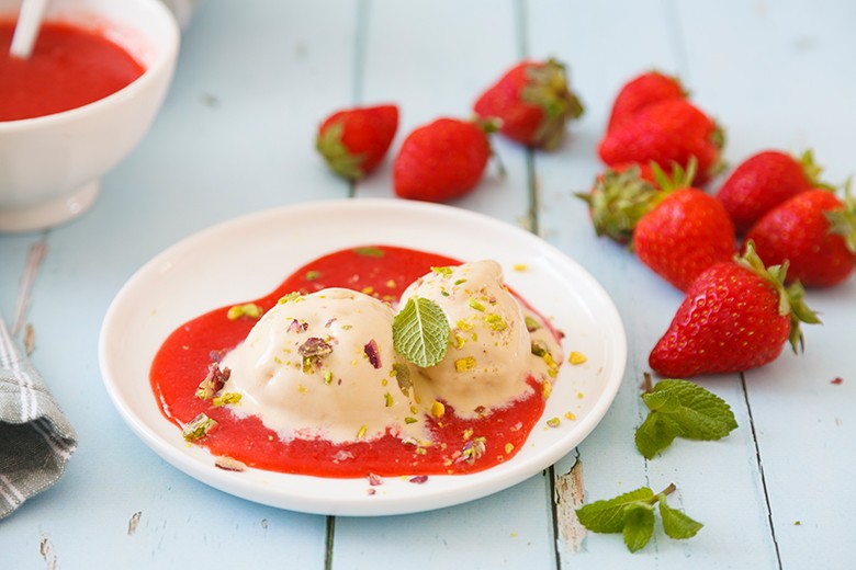 Mousse mit Erdbeerherz