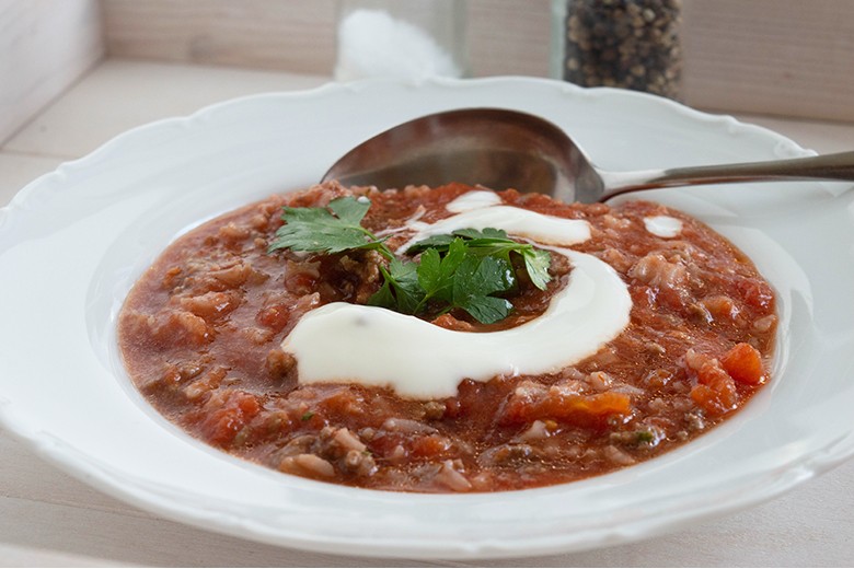 Pikante Hackfleischsuppe