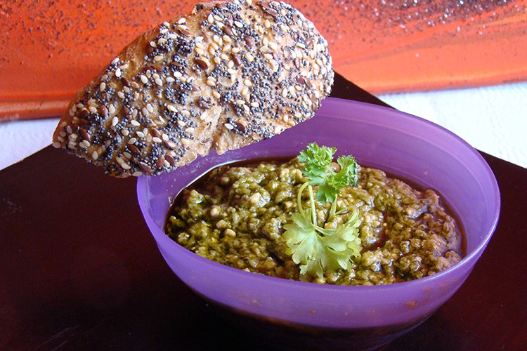 Avocado-Pesto