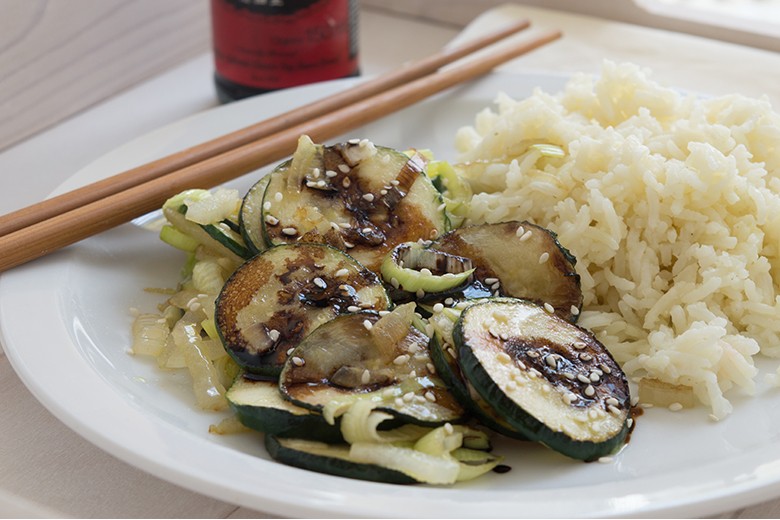 Zucchini nach asiatischer Art