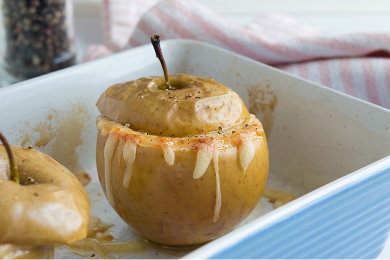 Gegrillte Äpfel mit Käse
