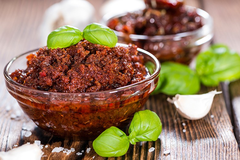 Tomatenpesto mit Chili
