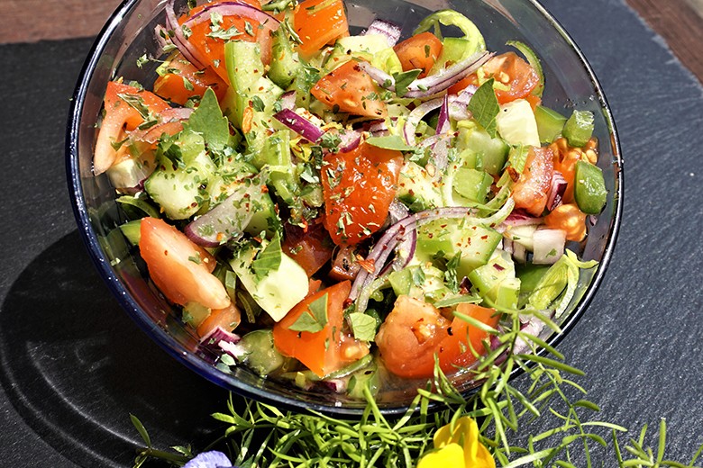 Hirtensalat - Coban Salatasi