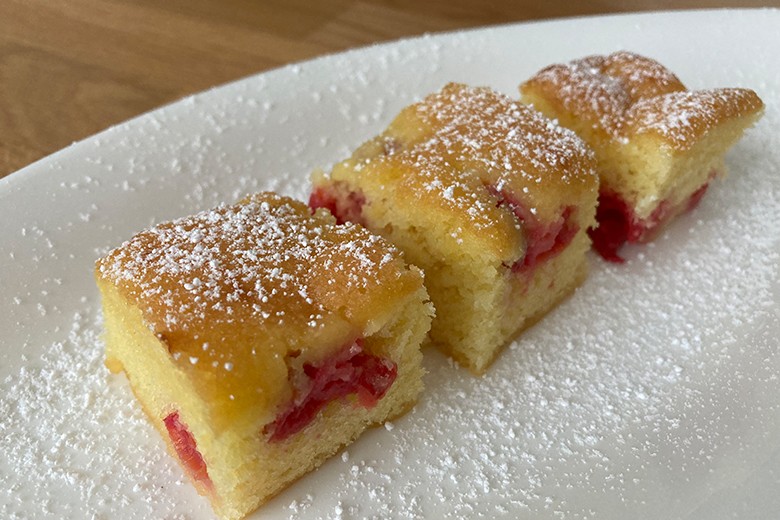 Sauerkirschkuchen mit Öl