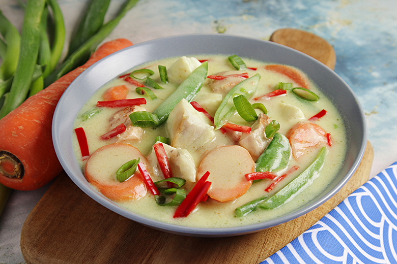 Fischcurry mit buntem Gemüse