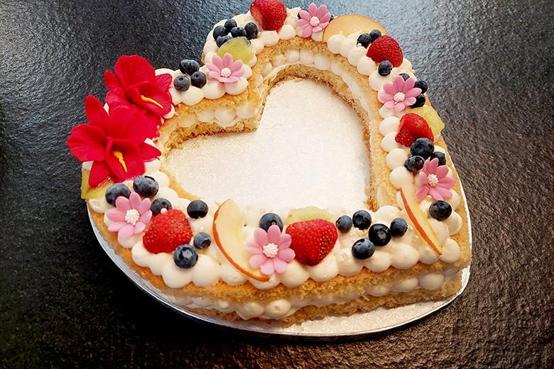 Herz-Letter-Cake