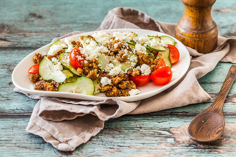 Gurkensalat mit Hackfleisch