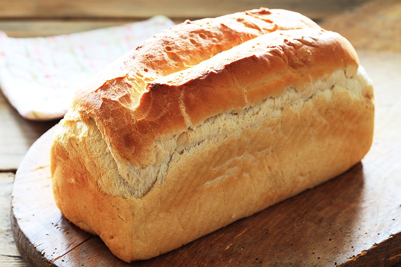Weißbrot mit frischer Hefe
