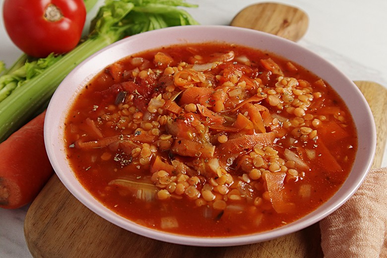 Bolognese von roten Linsen