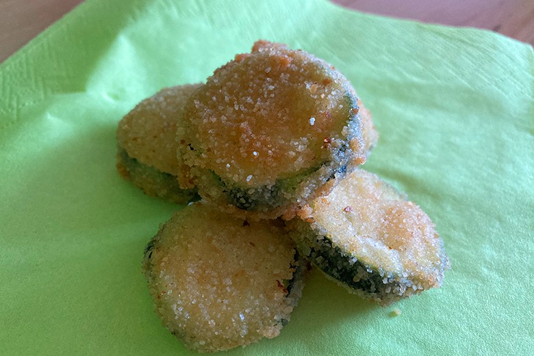 Panierte Zucchinischeiben