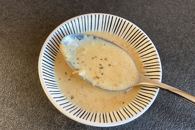 Rahmsauce mit Pfeffer