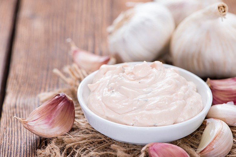 Omas Knoblauch-Dip