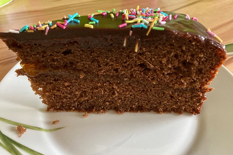 Schnelle Sachertorte mit ganzen Eiern