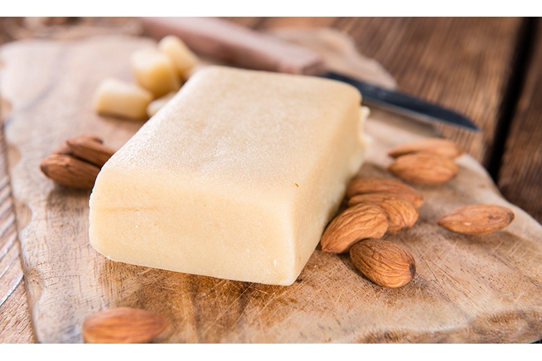 Veganes und zuckerfreies Marzipan