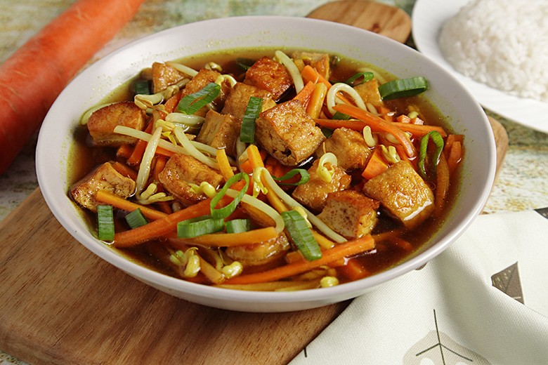 Gemüsecurry mit Tofu