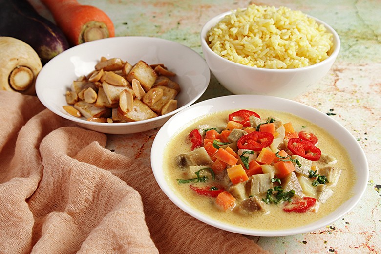 Tofu-Gemüse-Curry mit Reis