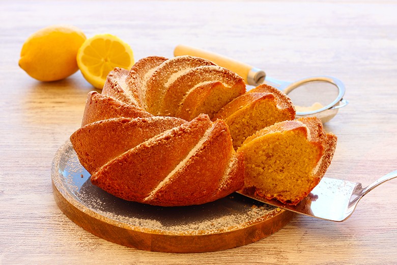 Zitronenkuchen mit Schmand