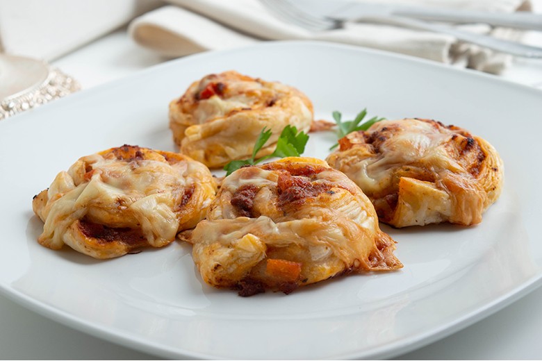 Blätterteigschnecken mit Bolognese-Füllung