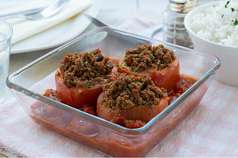Gefüllte Tomaten mit Hackfleisch