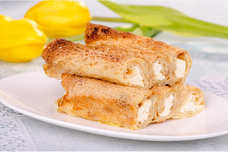 Süße Pfannkuchen mit Schmand