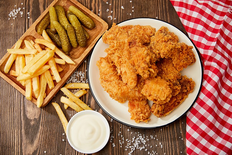Knusperhähnchen mit Chipspanade