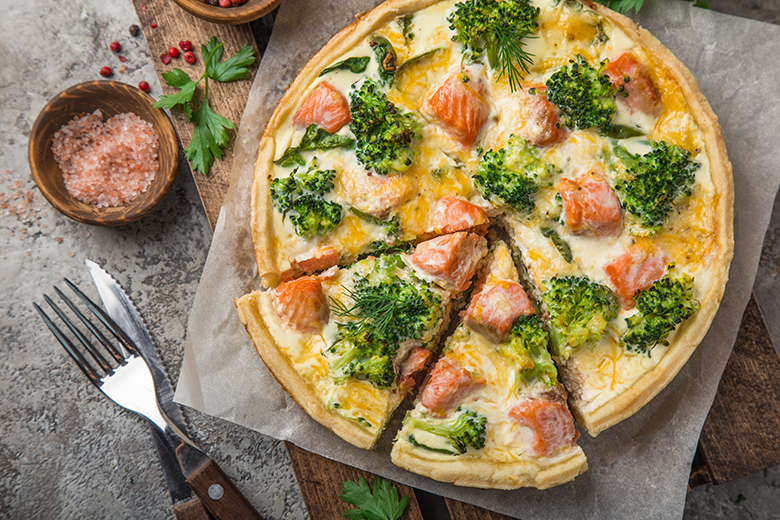 Quiche mit Brokkoli und Lachs