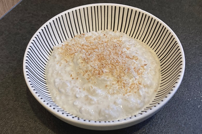 Vanillepudding-Oats mit Kokos