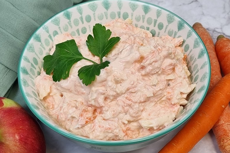 Quarkaufstrich mit Möhre und Apfel