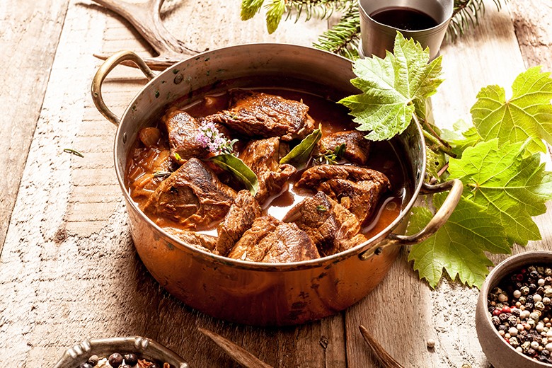 Hirschgulasch aus Südtirol